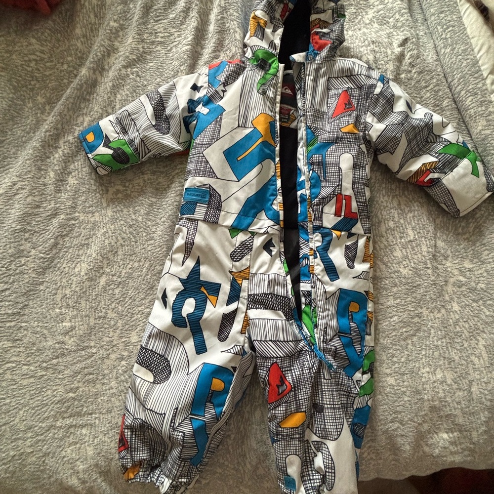 Quiksilver Colorful Graphic Hooded Snowsuit